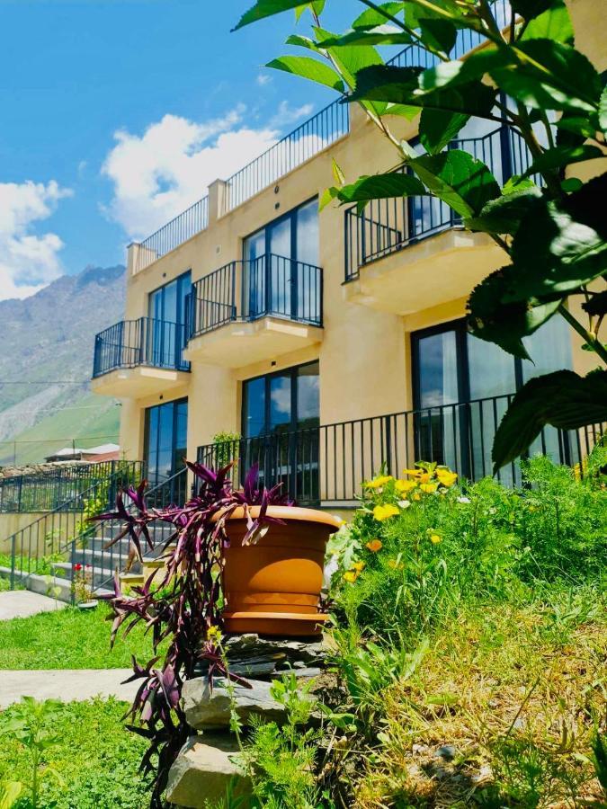 Hotel Horizon Kazbegi Exterior photo